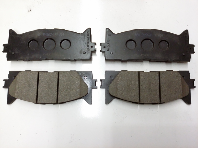 Toyota BRAKE PAD SET - AVALON,CAMRY,CAMRY HYBRID 2007-2011 0446506100