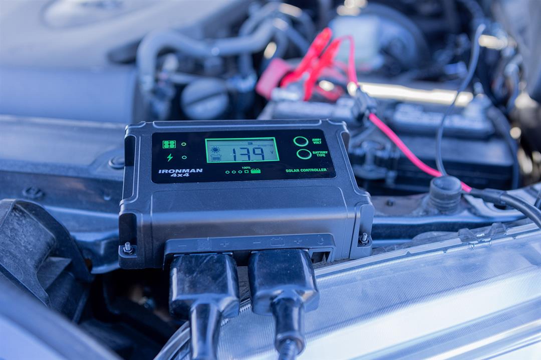Ironman 4x4  Solar Kit ISOLAR200