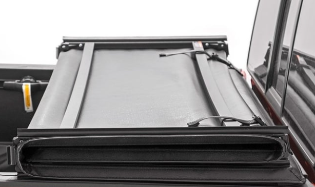 Soft Cover Tri-Fold Tacoma Long Bed (6 ft): PK3B1-35K6S